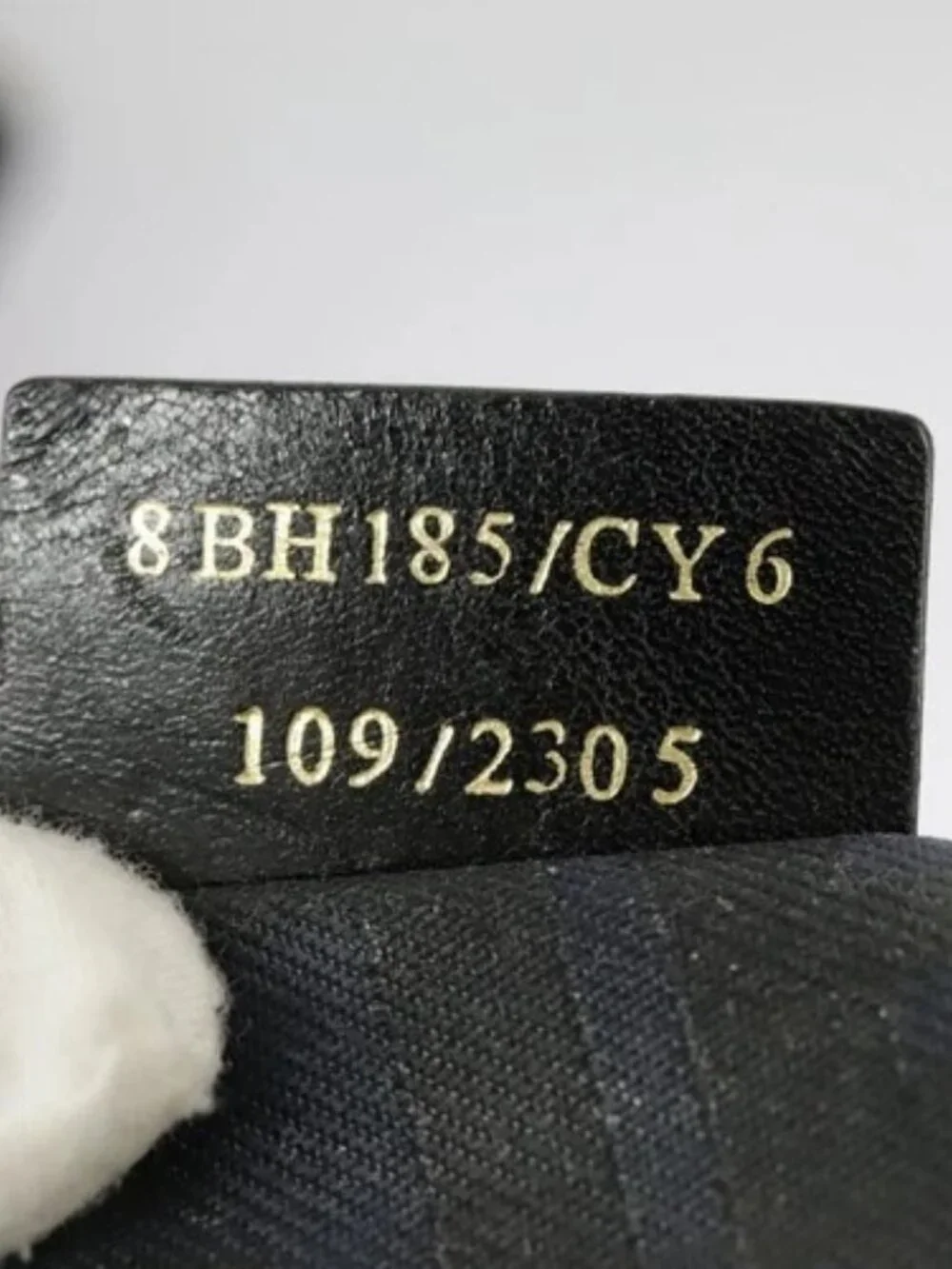 FENDI Zucca Canvas Tote Bag Gold Navy Auth ep6478 - Picture 9 of 16